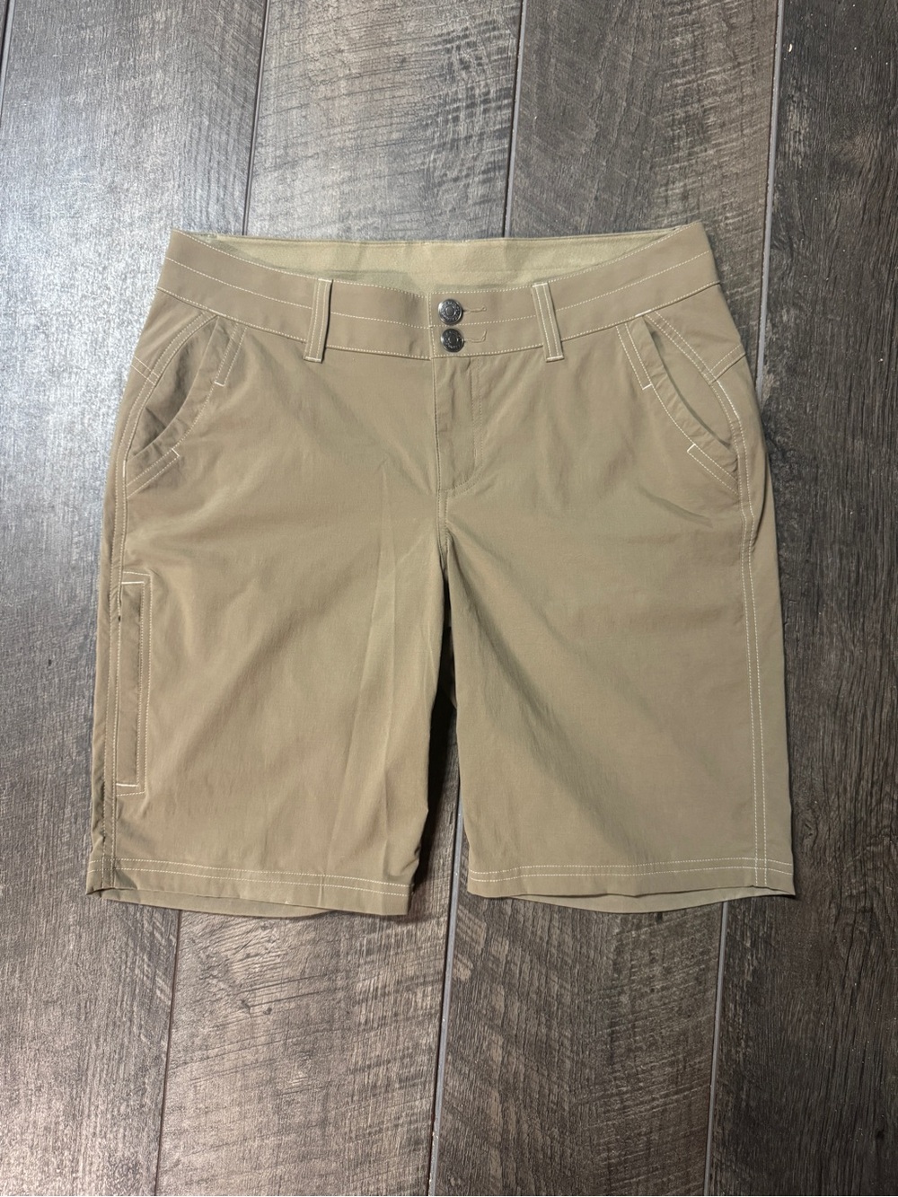 Marmot Women's Khaki Outdoor Stretch Bermuda Shorts